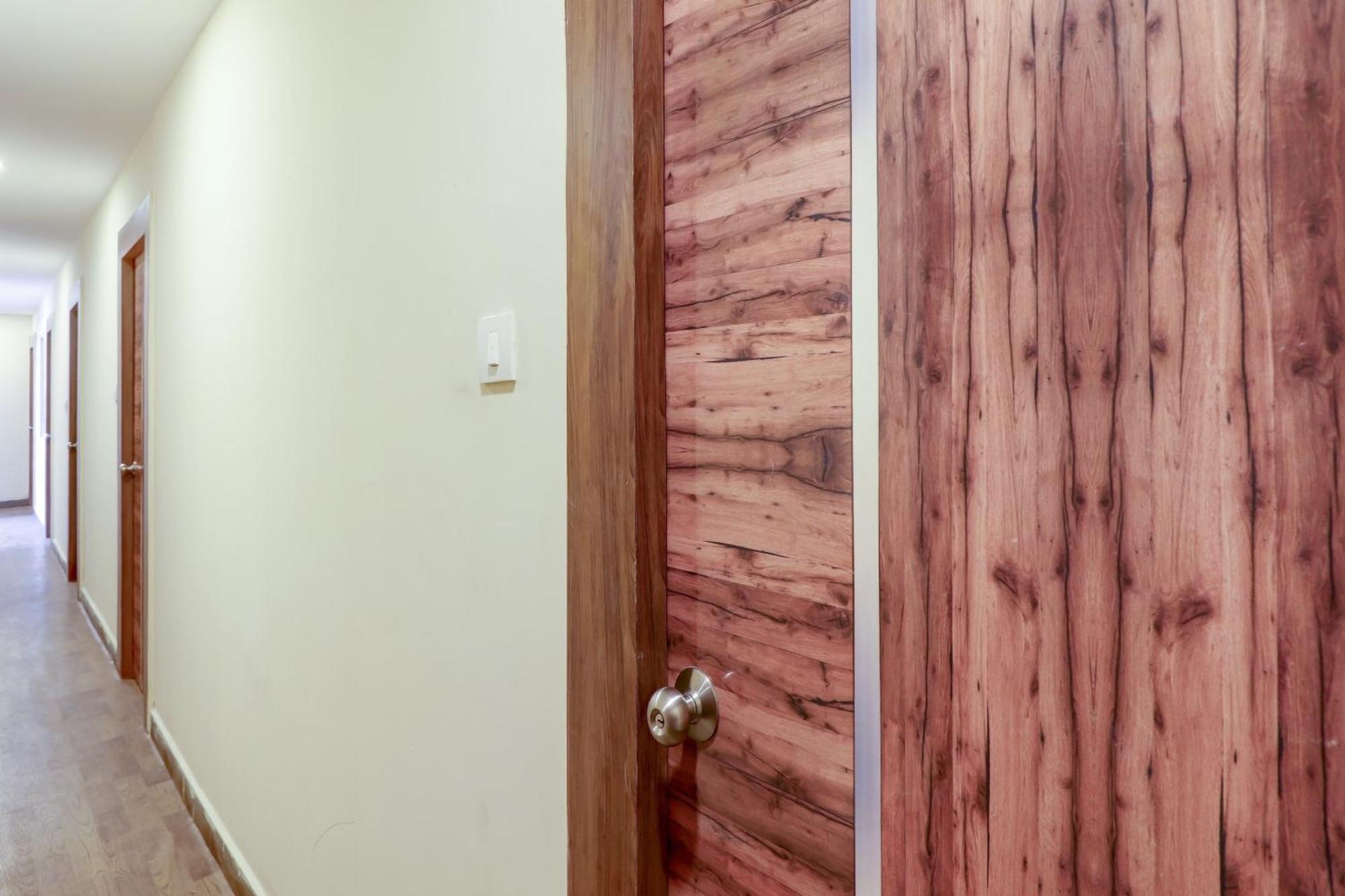 Hotel O Rsquare Elite Sururnagar エクステリア 写真