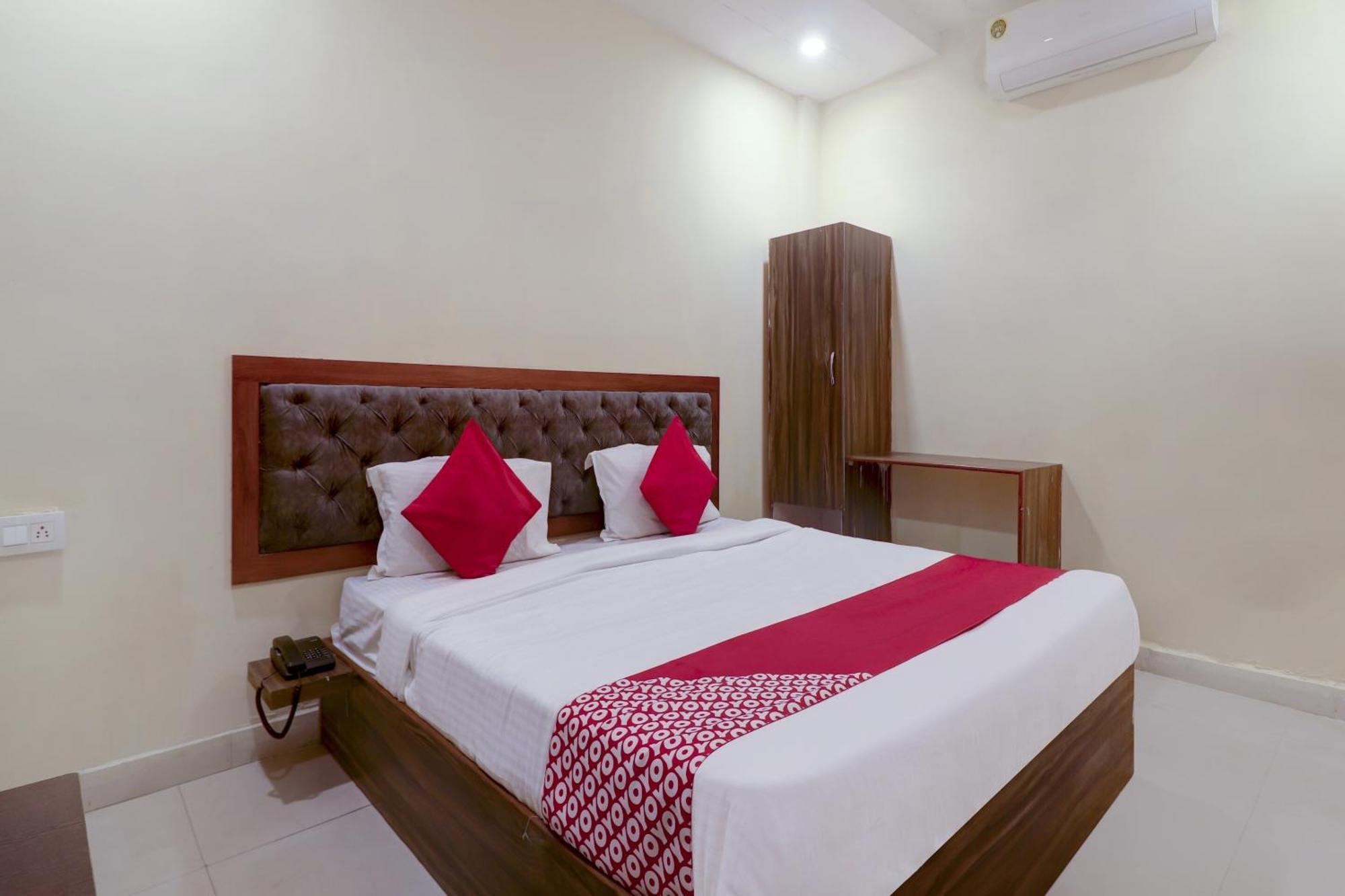 Hotel O Rsquare Elite Sururnagar エクステリア 写真